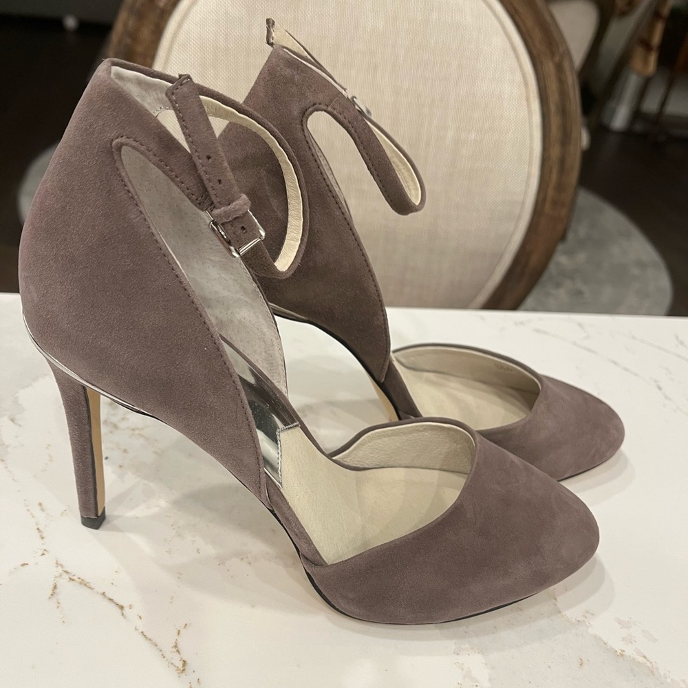 Micheal Kors MK heels, size 8.5